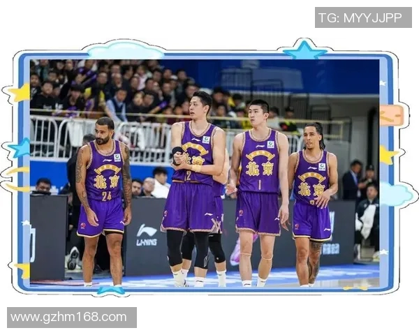 2017年CBA季后赛首钢与广东的激烈对决回顾与精彩瞬间分析