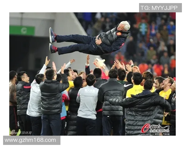 上港与辽宁激战正酣比分揭晓精彩瞬间回顾与分析