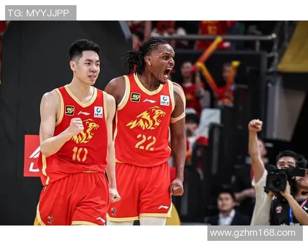 2015年CBA季后赛广东队对阵广厦队的精彩对决回顾与分析